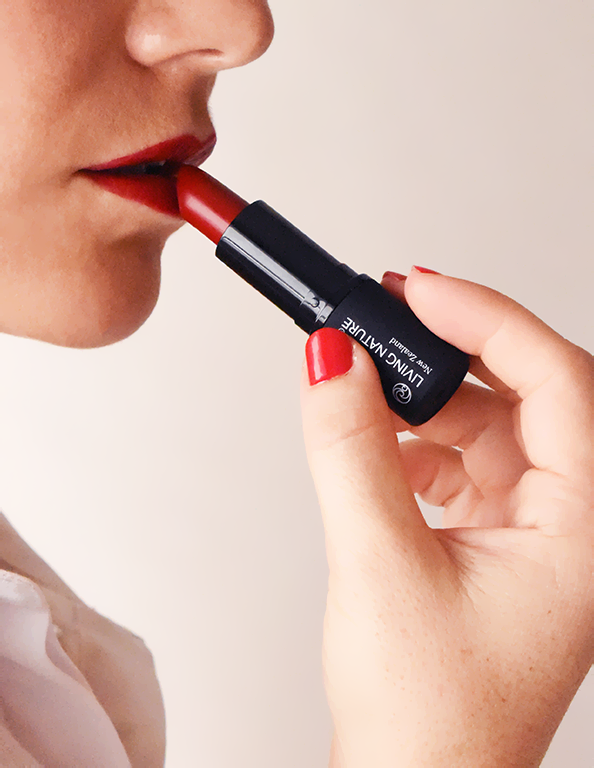 Lipstick - Glamorous 16